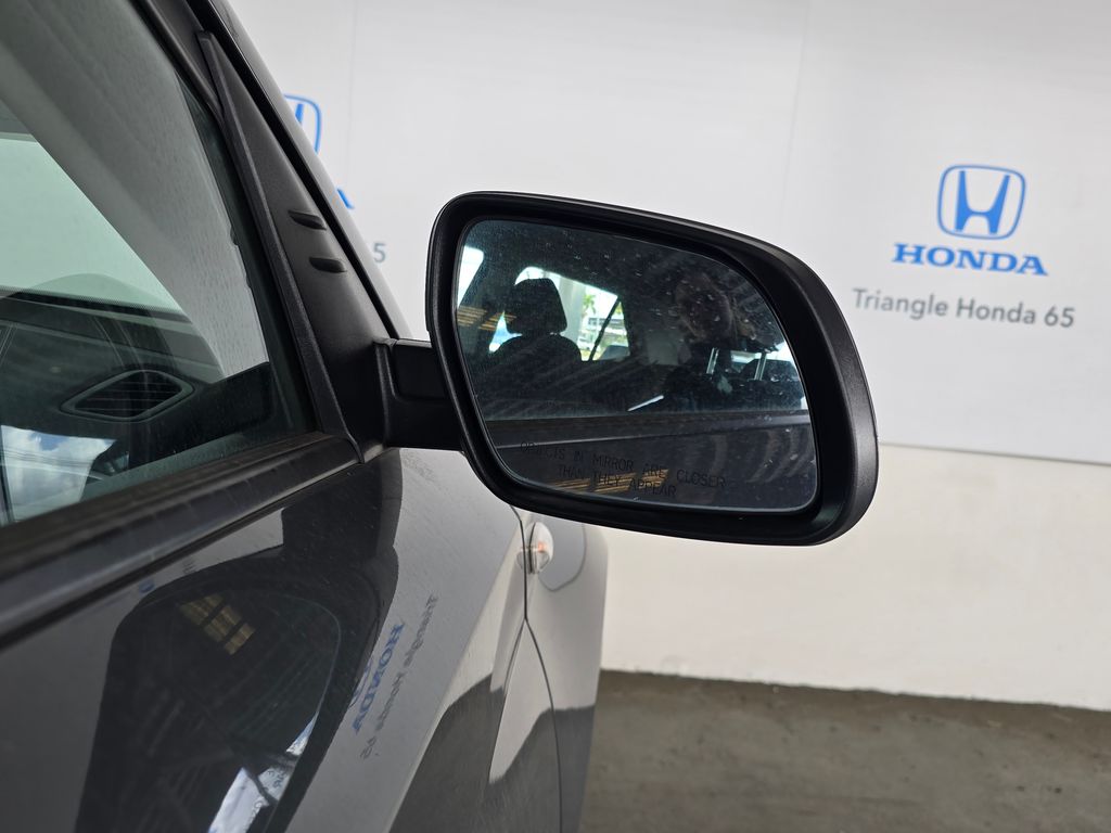 Thumbnail: 2025 Hyundai Venue - 21