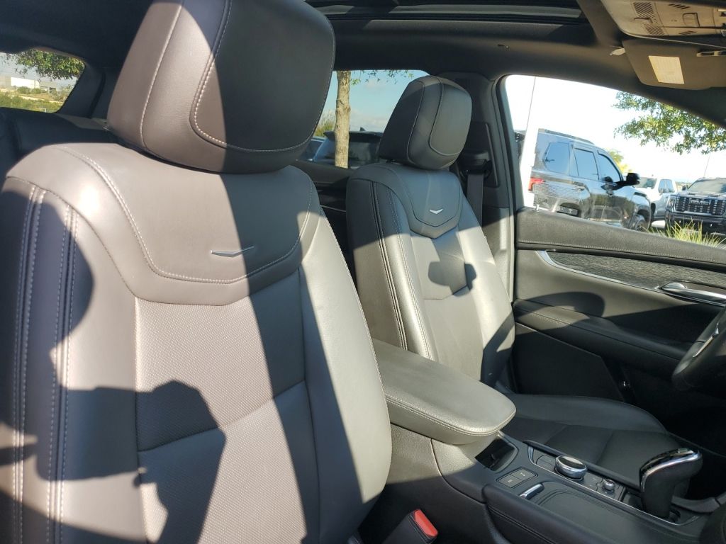 Used Car 2022 Cadillac Xt5  Premium Luxury For Sale Under $35,000 In Austin, Texas