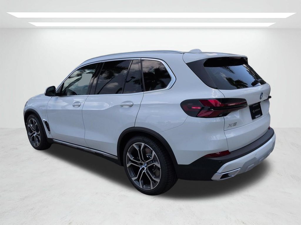 New 2026 White BMW xDrive50e image 6