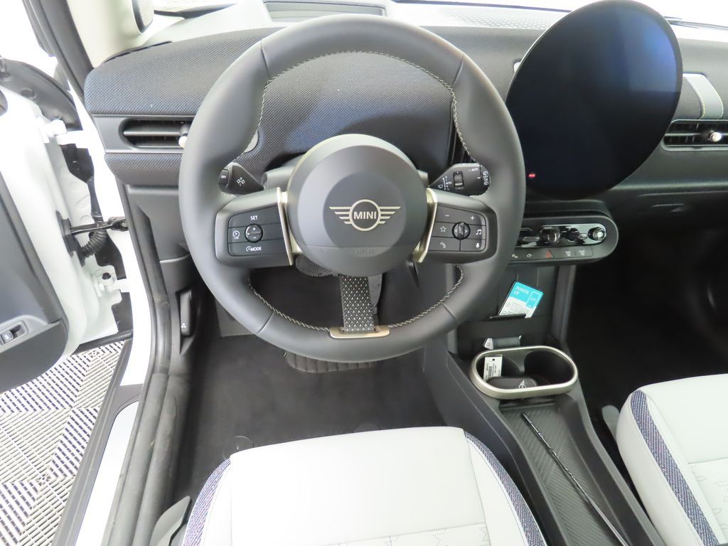 Thumbnail: 2026 MINI Cooper - 11