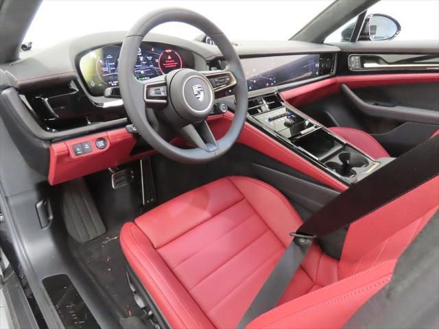 Thumbnail: 2026 Porsche Panamera - 4