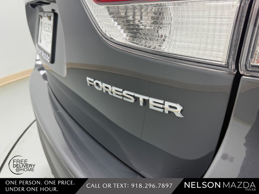 Used 2024 Gray Subaru Base image 11