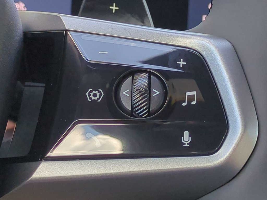 New 2027 Gray BMW 540i xDrive image 26