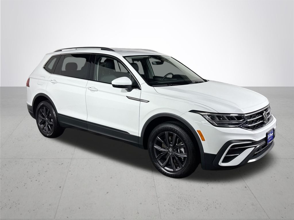 2024 Volkswagen Tiguan 2.0T SE
