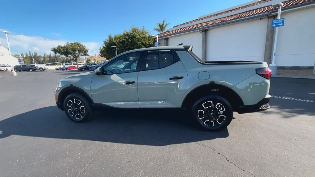 Thumbnail: 2023 Hyundai Santa Cruz - 6