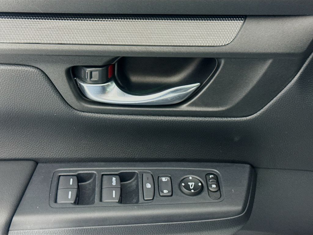 Used Car 2025 Honda Cr-v  Wagon 4 Dr. Lx Front Wheel Drive For Sale Under $30,000 In Austin, Texas