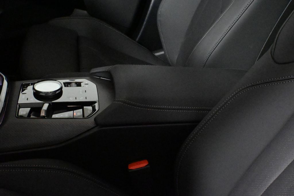 Thumbnail: 2026 BMW X3 - 25