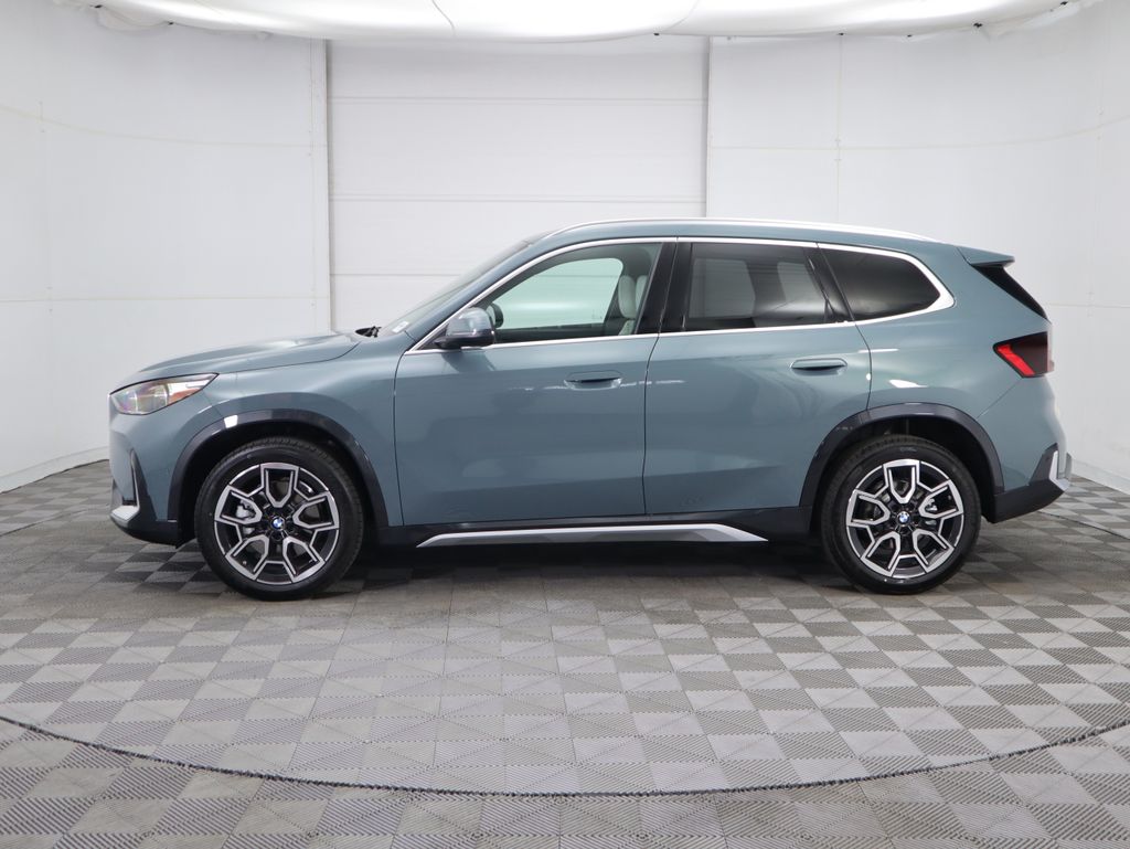 Thumbnail: 2026 BMW X1 - 8