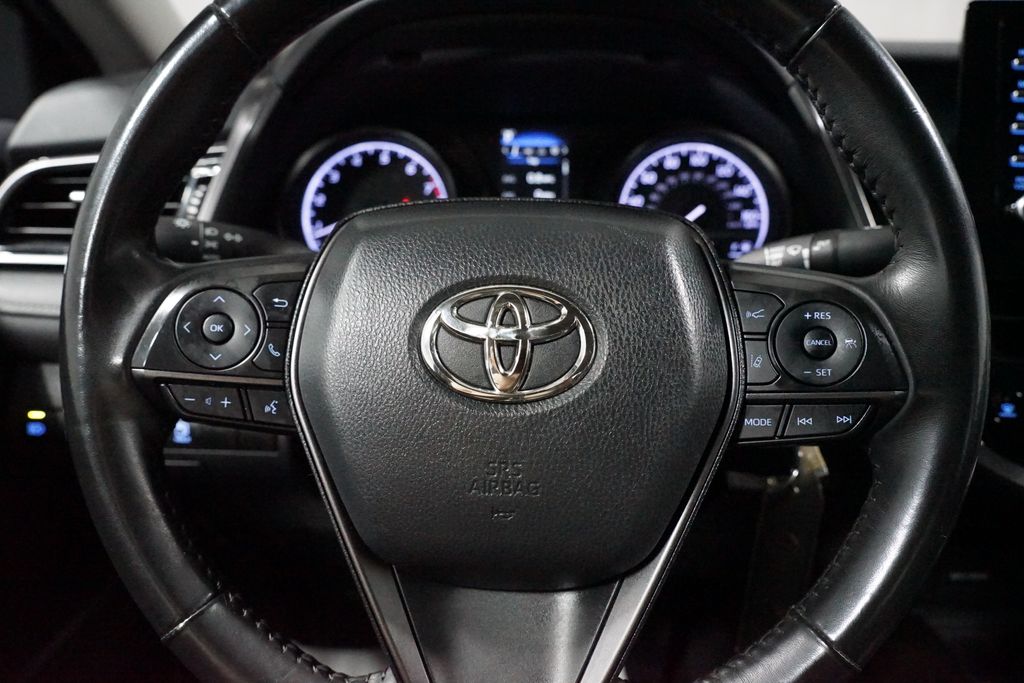 Thumbnail: 2024 Toyota Camry - 12