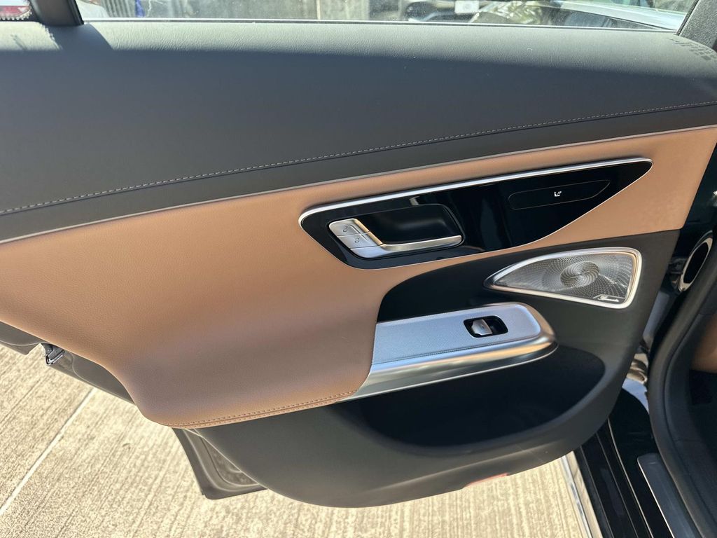 Thumbnail: 2026 Mercedes-Benz E-Class - 17