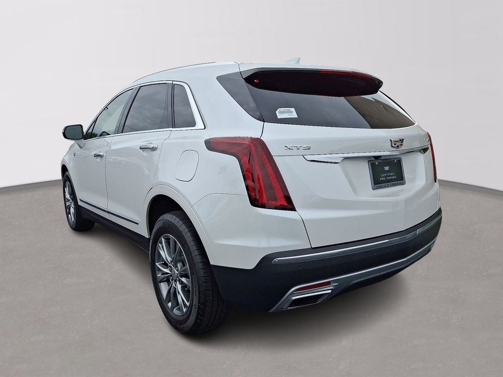 Thumbnail: 2022 Cadillac XT5 - 4