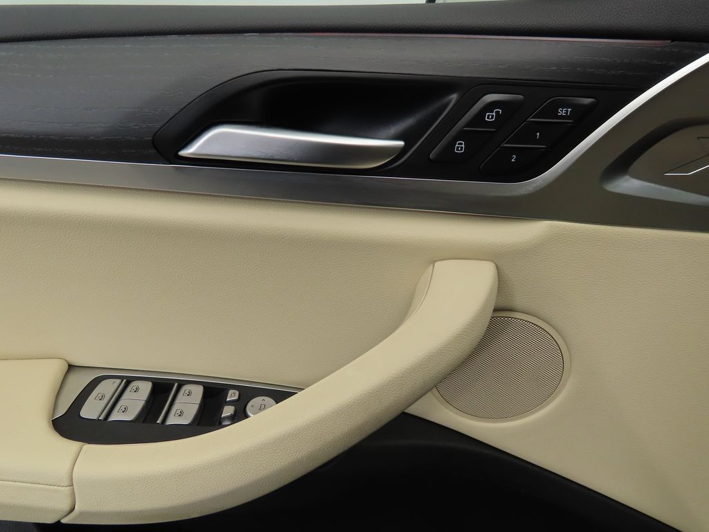 Thumbnail: 2023 BMW X3 - 24