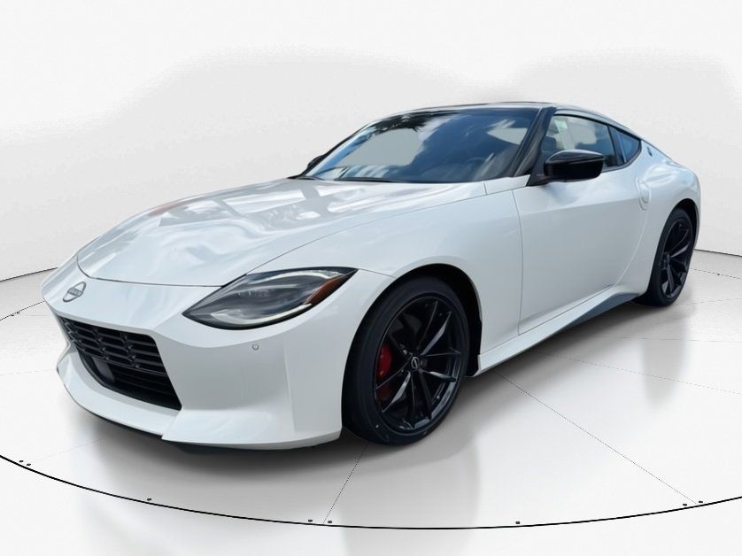 2025 Pearl White Tricoat/Super Black Nissan Z Performance RWD Coupe