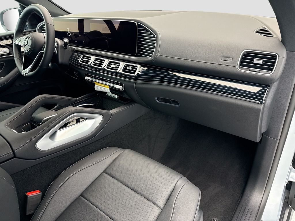 Thumbnail: 2026 Mercedes-Benz GLE - 16