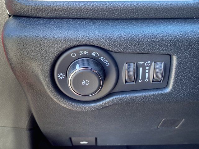 New 2026 Red Chrysler Select image 17