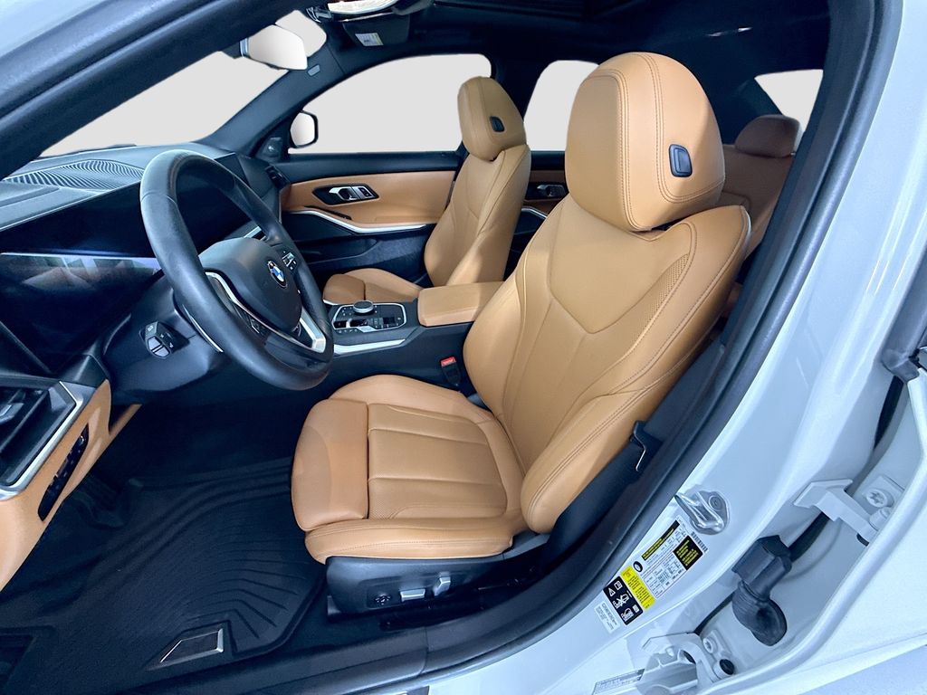 Thumbnail: 2023 BMW 3 Series - 19