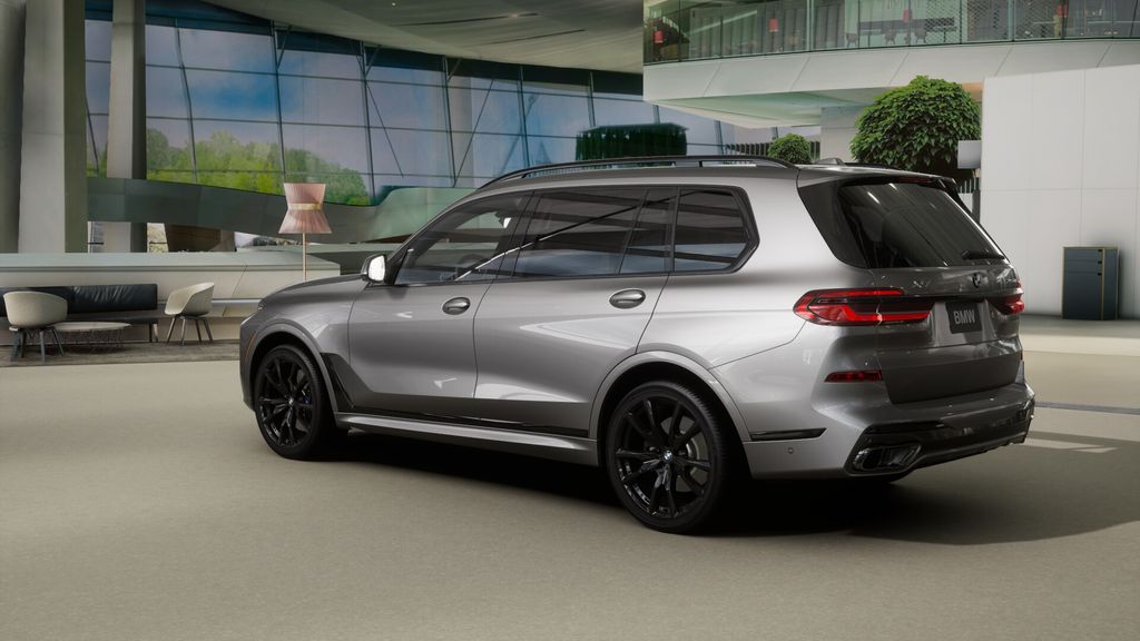 Thumbnail: 2026 BMW X7 - 29