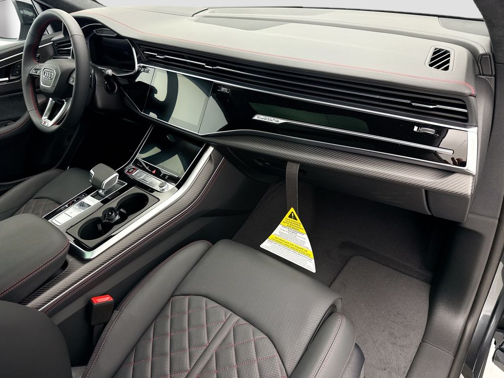 Thumbnail: 2026 Audi SQ8 - 16