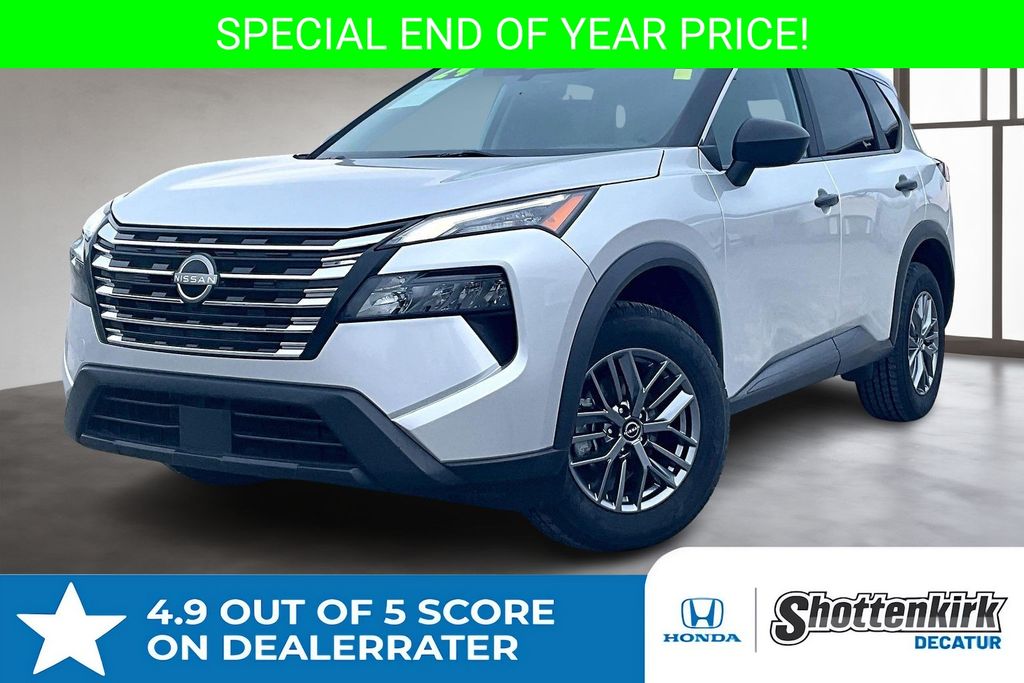 2024 Nissan Rogue S's photo