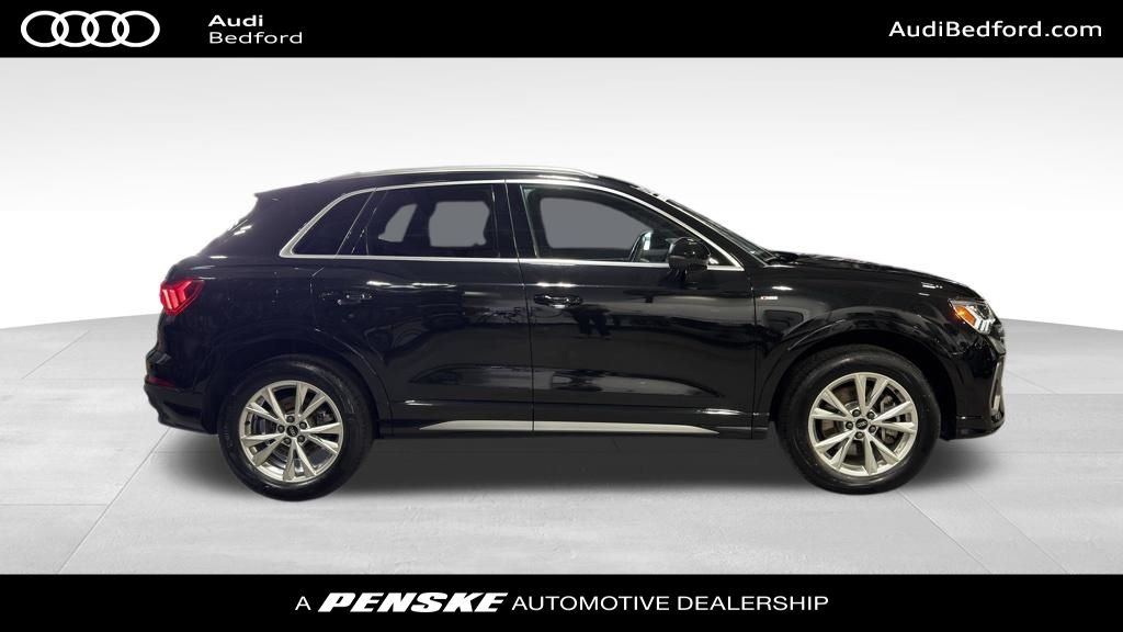 Thumbnail: 2023 Audi Q3 - 7