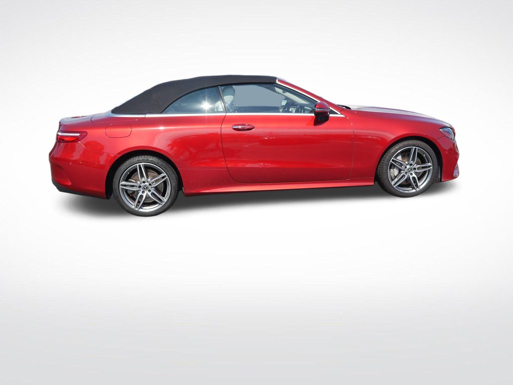 Thumbnail: 2018 Mercedes-Benz E-Class - 6