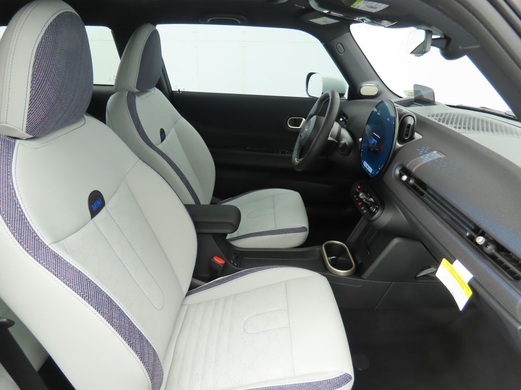 Thumbnail: 2026 MINI Cooper - 22