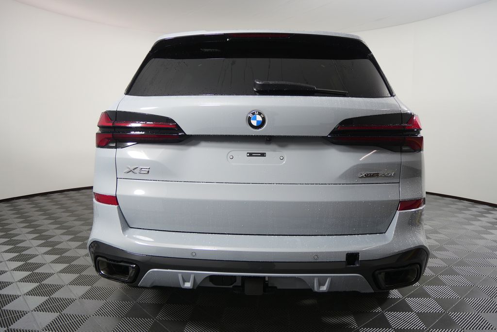 Thumbnail: 2026 BMW X5 - 4