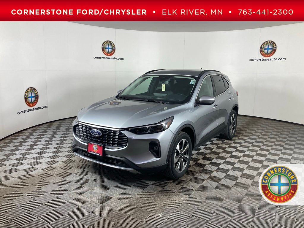 Iconic Silver Metallic 2024 Ford Escape SUV / Crossover All-Wheel Drive 8-Speed Automatic