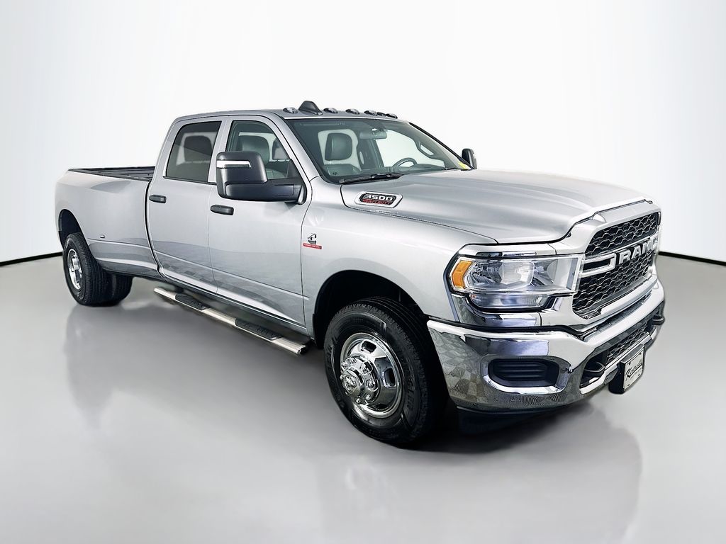 2024 RAM 3500 Tradesman Crew Cab LB DRW RWD