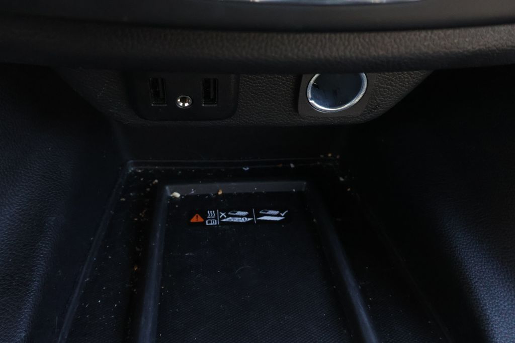 Thumbnail: 2023 Chevrolet Traverse - 23