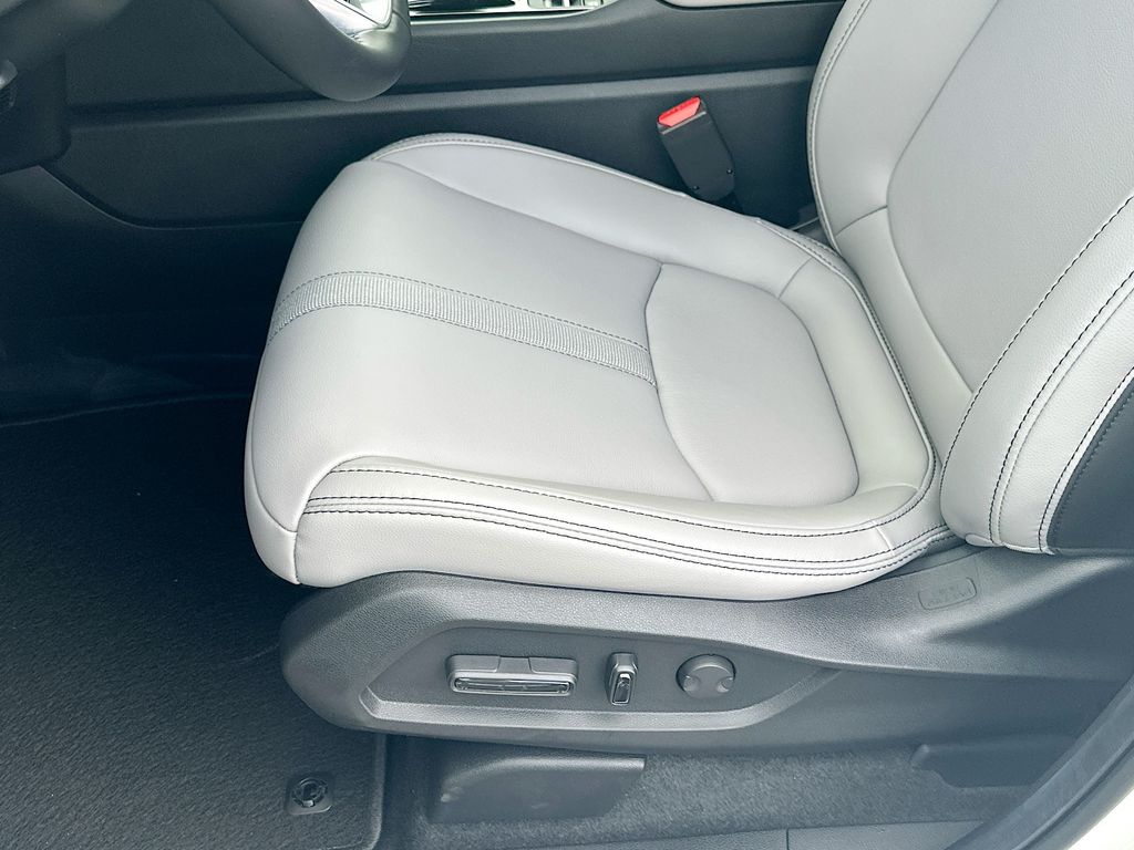 2025 Honda Pilot Touring 21