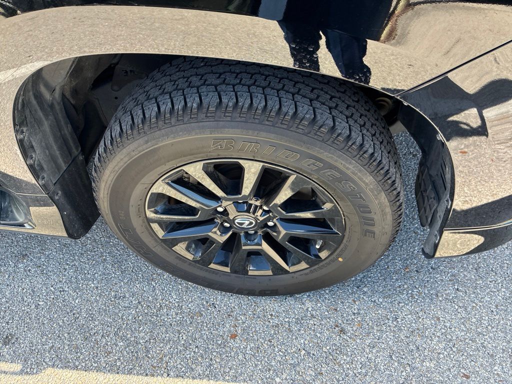 Certified Used 2022 Black Lexus 460 image 10