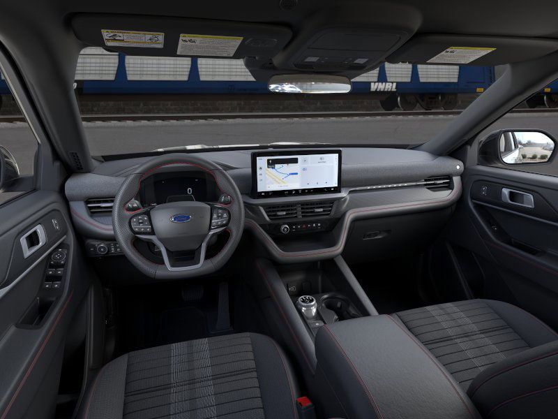 New 2026 Agate Black Metallic Ford ST-Line image 9