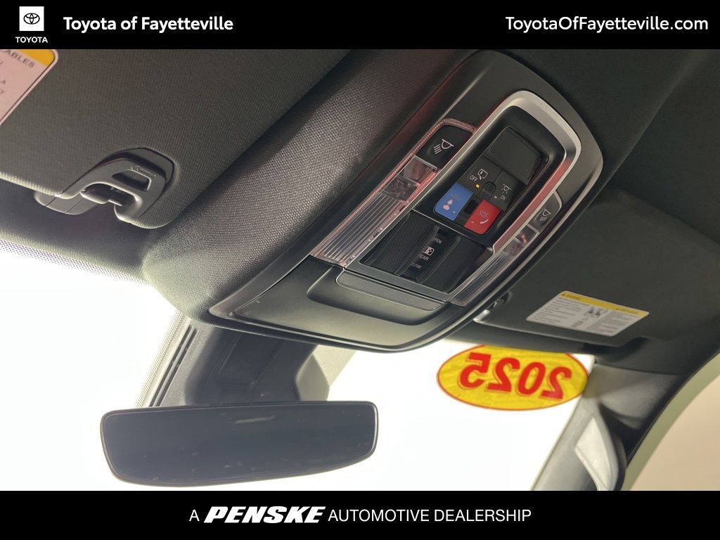 Thumbnail: 2025 RAM 1500 - 28