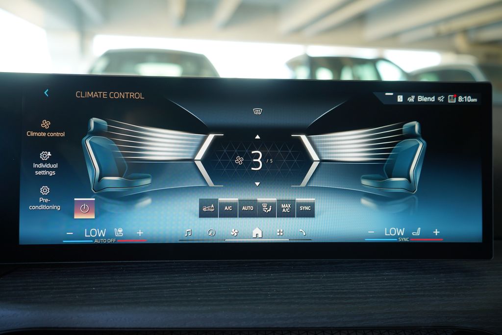 Thumbnail: 2026 BMW 3 Series - 18