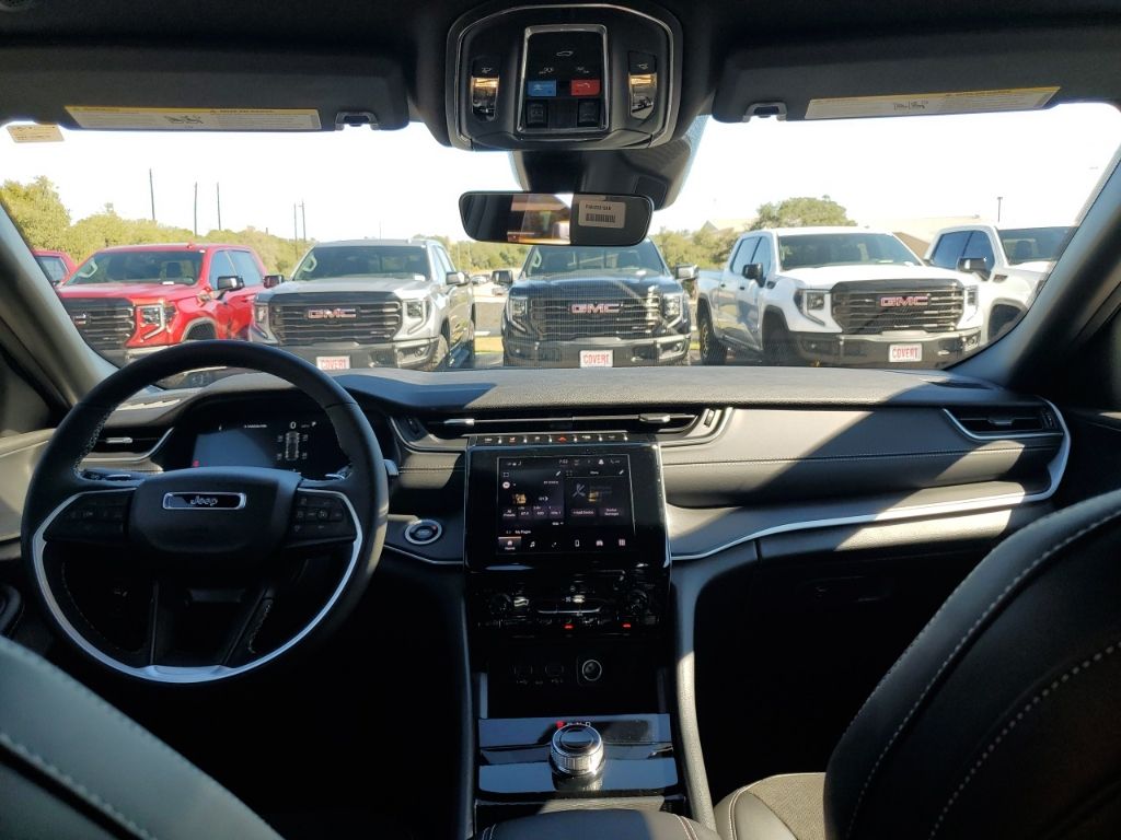 New Car 2025 Jeep Grand Cherokee  For Sale Under $50,000 In Austin, Texas