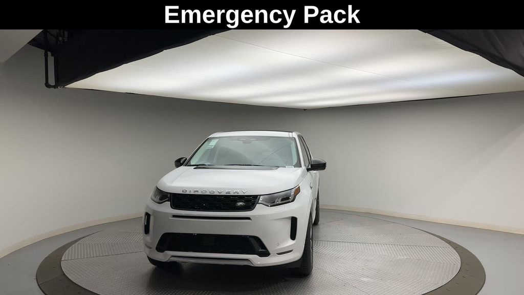Thumbnail: 2024 Land Rover Discovery Sport - 4