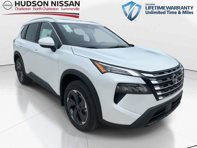 2025 Everest White Pearl Nissan Rogue SV FWD SUV