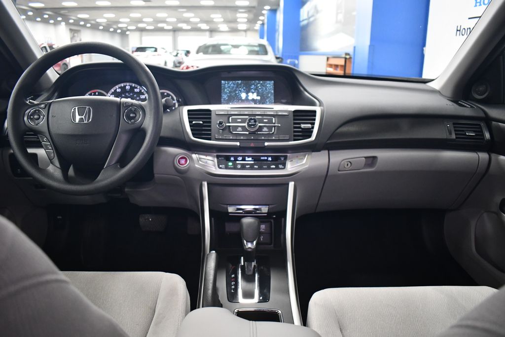 Thumbnail: 2015 Honda Accord - 17