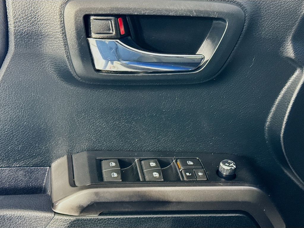 Used Car 2017 Toyota Tacoma  For Sale Under $25,000 In Austin, Texas