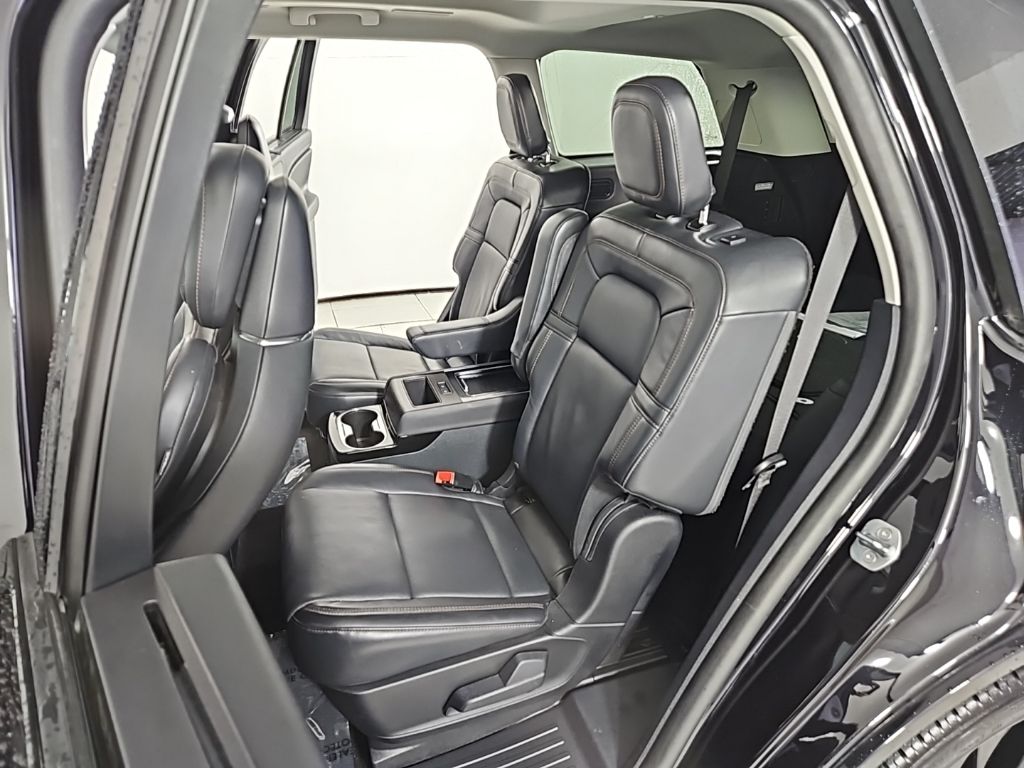 Thumbnail: 2025 Lincoln Aviator - 21