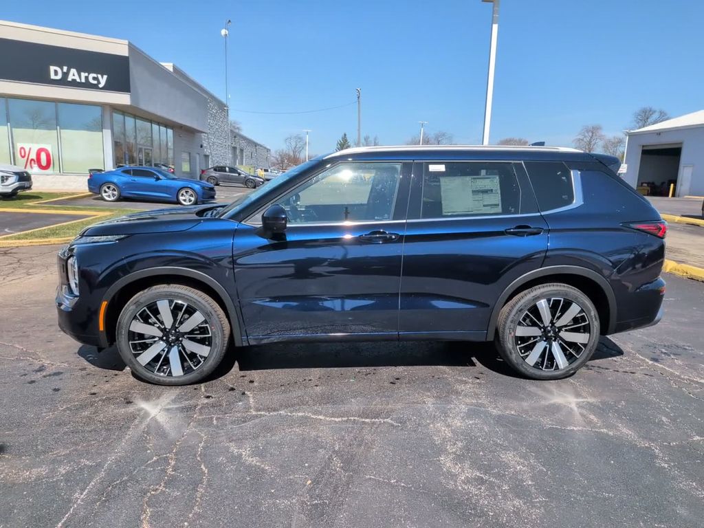 New 2026 Blue Mitsubishi SEL image 13