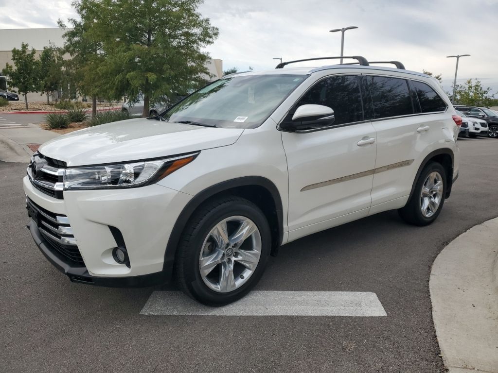Used Car 2017 Toyota Highlander  Limited For Sale Under $25,000 In Austin, Texas