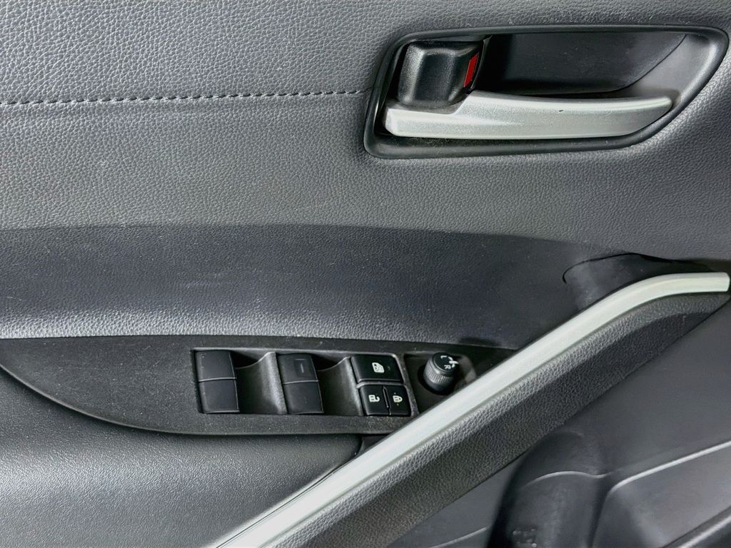 Used 2025 Toyota Corolla Cross SUV