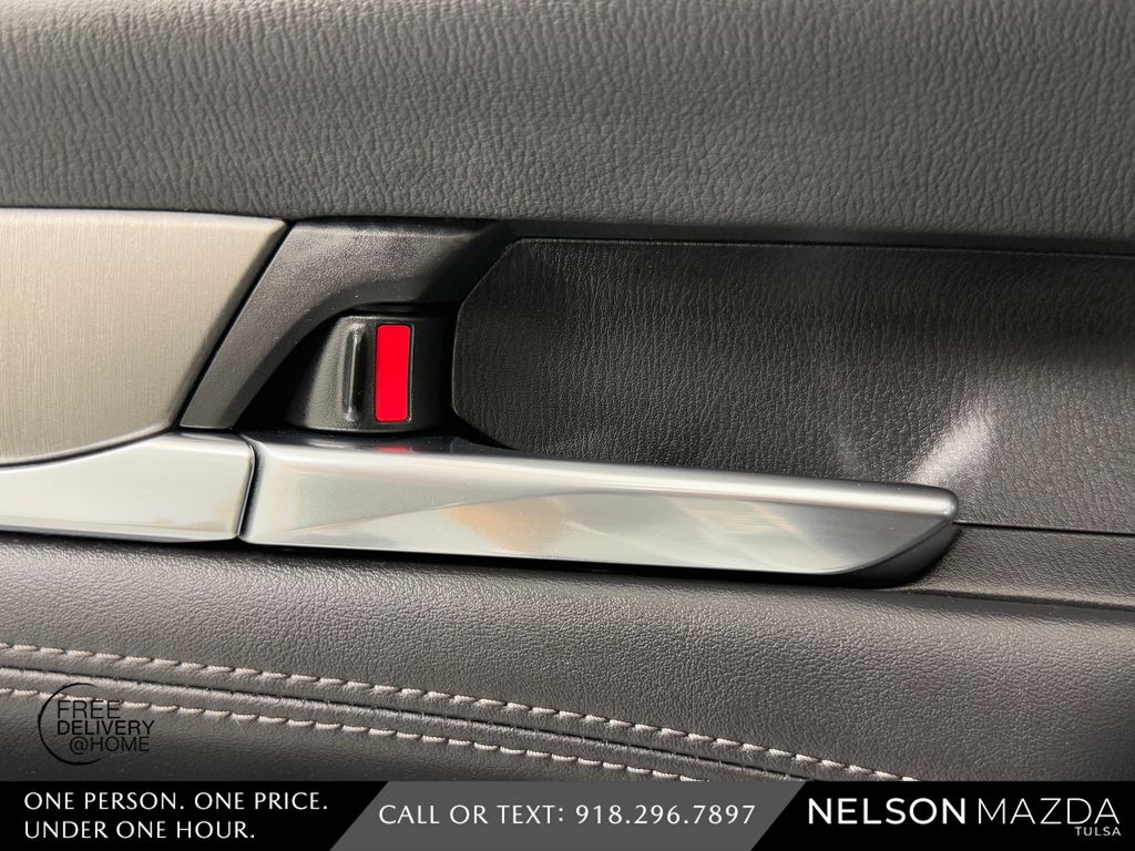 Used 2018 Silver Mazda Touring image 20