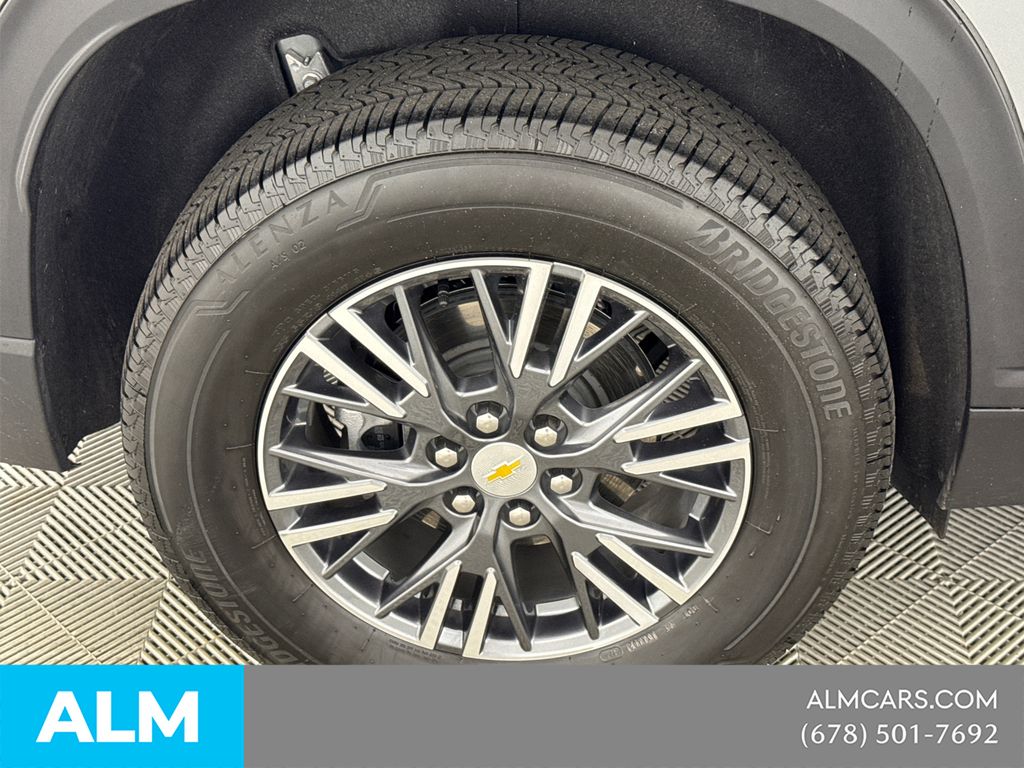 Used 2026 Gray Chevrolet LT image 21