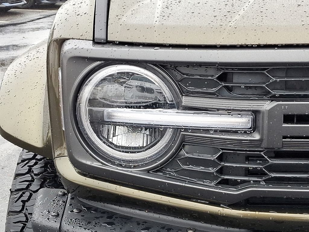 Thumbnail: 2025 Ford Bronco - 9