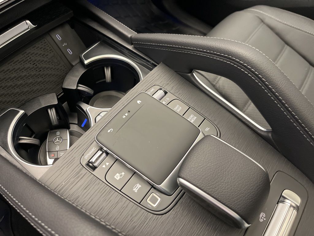 Thumbnail: 2026 Mercedes-Benz GLE - 20