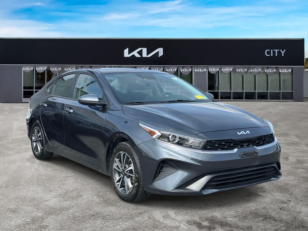 Gravity Gray 2023 Kia Forte LXS FWD Sedan Front-Wheel Drive Continuously Variable Transmission