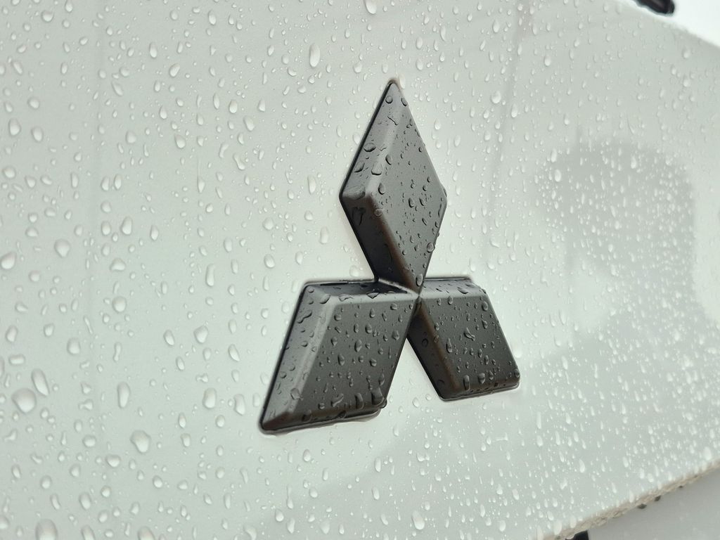 2026 Mitsubishi Outlander Ralliart White at North Houston Mitsubishi